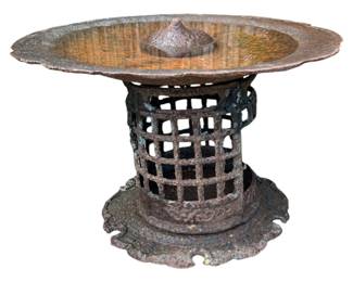 Ourdoor Rusted Cast Iron Yard Decor