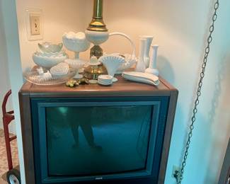 Milk glass