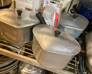 Metal cookware