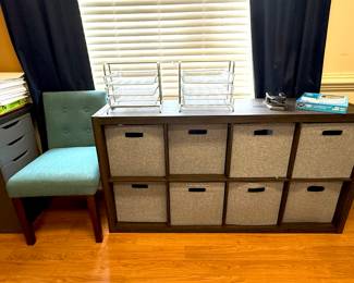 Storage bin