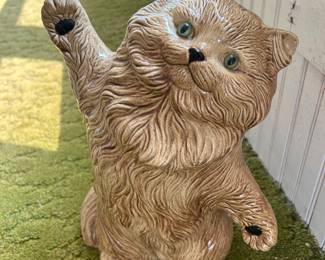 Ceramic cat