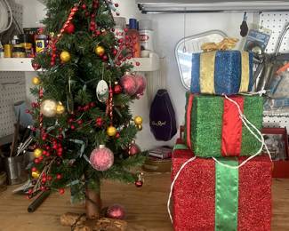 lots of holiday decorations- just a sample