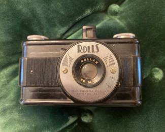 Vintage Bakelite Rolls Rollax camera
