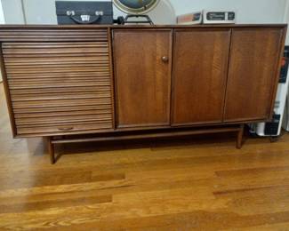 Drexel Parallel credenza