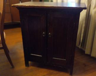Primitive jelly cabinet