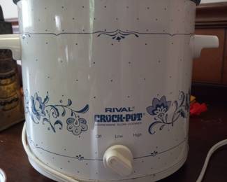 Vintage Rival crockpot