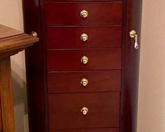 Nice Standing Jewelry Box w/ Lots of Room