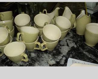 Mid Century Red Wing 'Gran/Green Pottery