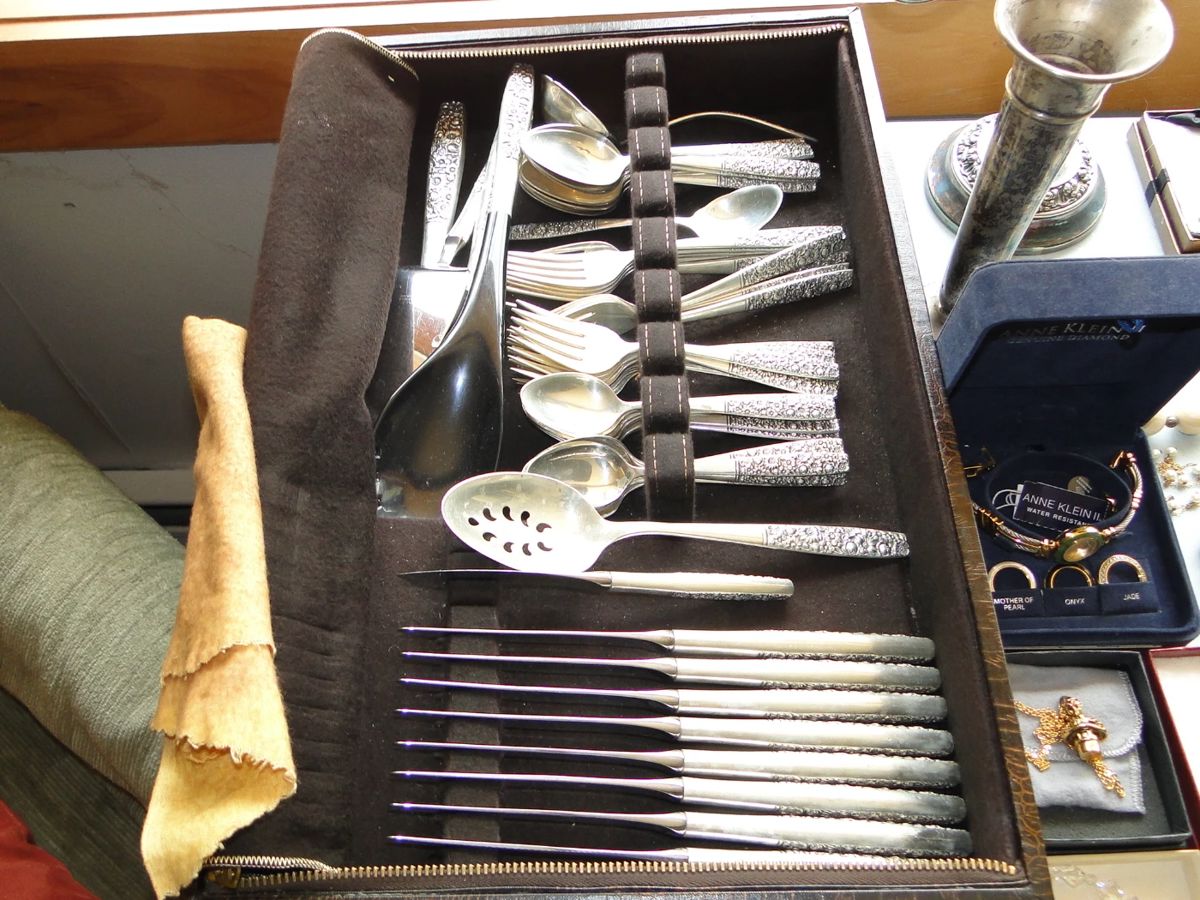 Towle Sterling Silver Set in vintage case