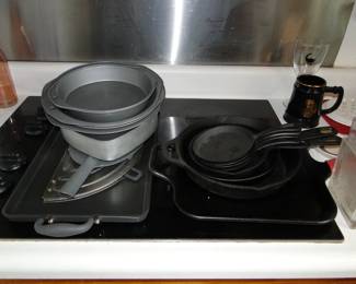 Cast iron fry pans