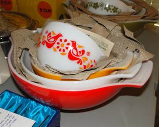 Vintage Pyrex New