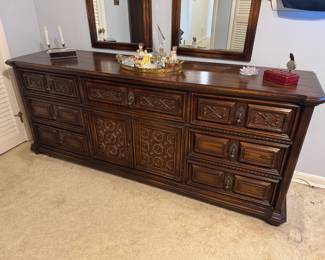 MCM American of Martinsville 8 Drawer / 2 Door Dresser (78"W x 19-1/2"D x 31"H)