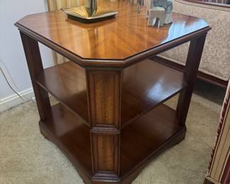 Vintage Henredon 3 Tier Walnut Side Table (24"W x 24"D x 22"H)