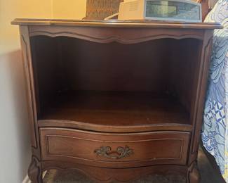 National of Mt. Airy NC 1 Drawer End Table