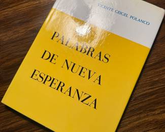 "Palabras de Nueva Esperanza" Autographed by Vicente Geigel Polanco