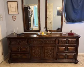 MCM American of Martinsville 8 Drawer / 2 Door Dresser (78"W x 19-1/2"D x 31"H) with Dual Matching Mirrors (22"W x 48"H each)