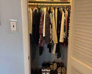 Women's New & Vintage Clothing & Accessories Most S & M Sizes