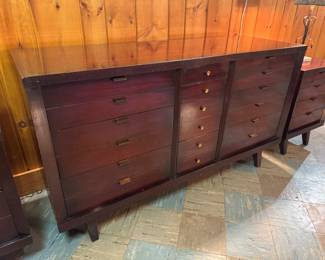 Huntley Furniture MCM 9 Drawer Dresser (19"D x 58"W x 19"D)