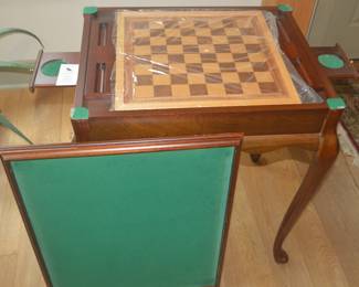 Butler gaming table