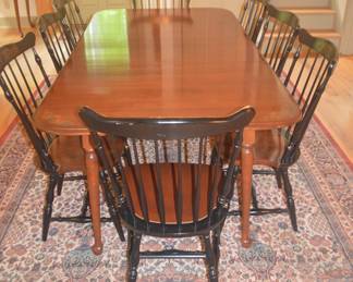 Gorgeous Hitchcock Dining table and 8 matching chairs