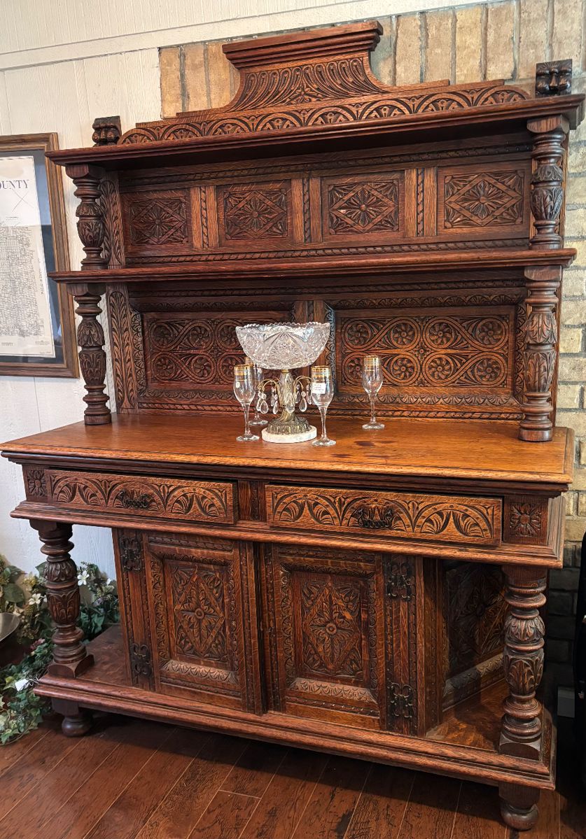 Beautiful dark oak sideboard/buffet probably French