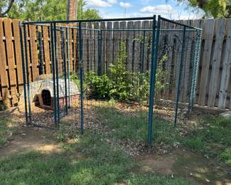 Nice dog pen