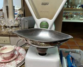 Avery 1 pound scale