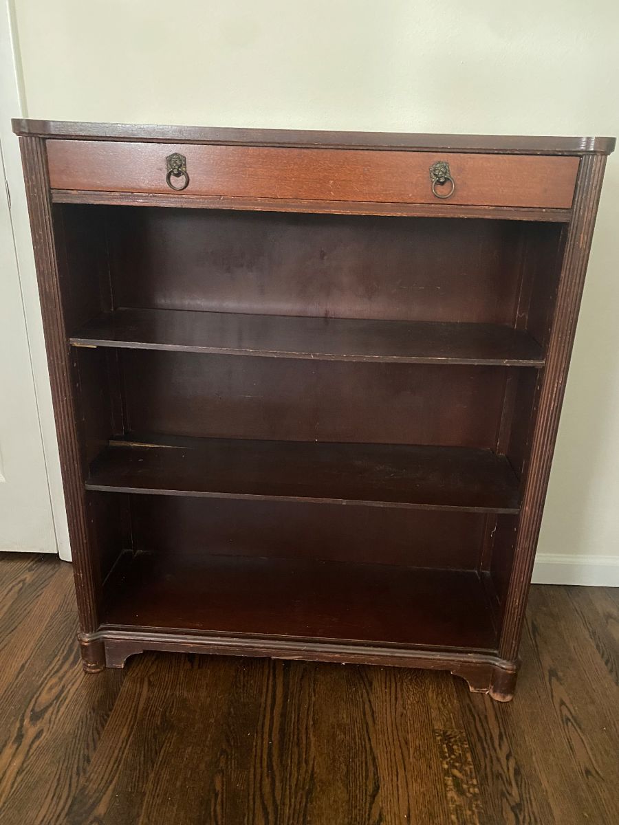 Wood bookcase with drawer