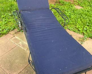 Iron lounge chair