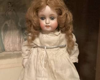 Vintage porcelain dolls
