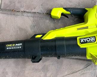 Leaf Blower
