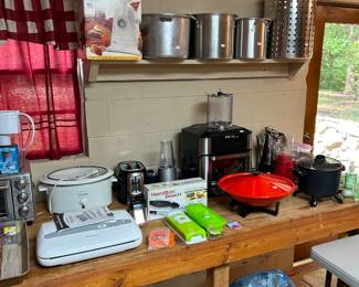 Instant Vortex Plus Air Fryer/Hamilton Beach Electric Knife/West Bend Crock Pot/Seal a Meal/Toaster/Wok