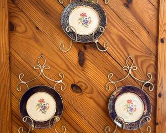 Homer Laughlin 1942 Cobalt Blue Border With Filigree 22 Gold and Flowers 10" Dinner Plate (5 Available)