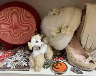 Vintage Vignette