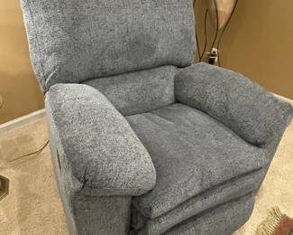 Catnapper Electric Recliner