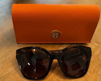 Tory Burch glasses- like new