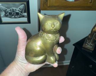 Solid brass kitty