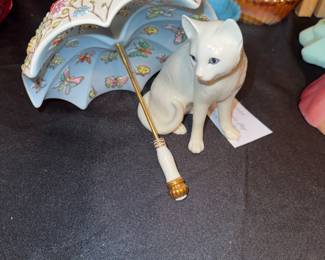 Lenox kitty with umbrella