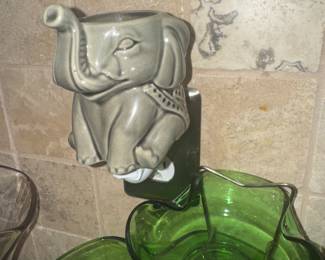 Cute little elephant wax warmer