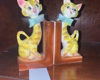 Vintage Lipper and Man kitty bookends