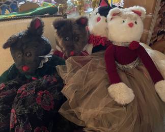 Phebe Phillips extra large stuffed animals