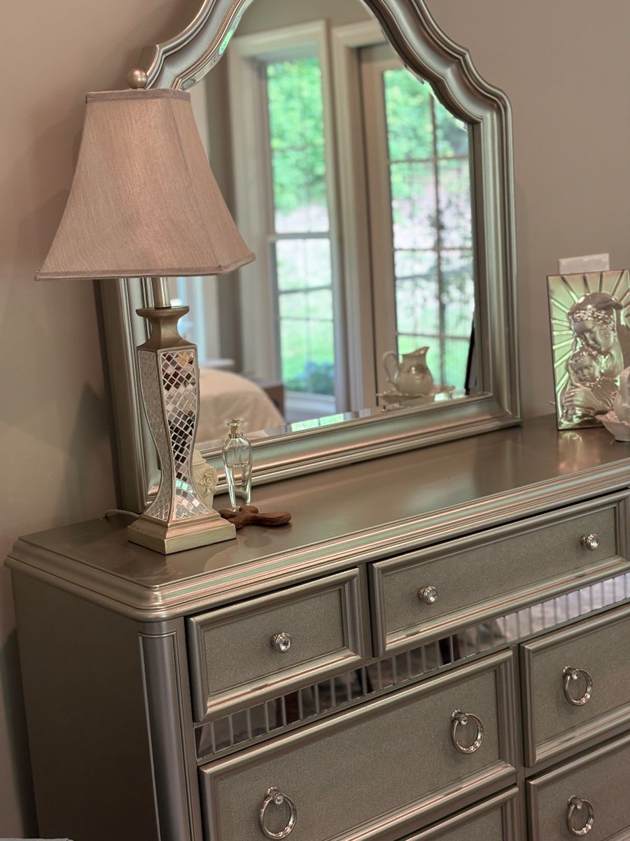 Gray, Silver, on Mirror! Gorgeous!