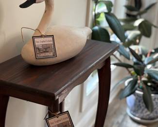 Austin designs, swan sculpture