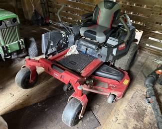 Zero turn mower