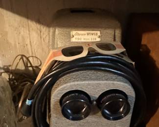 Vintage TDC Vivid Stereo Slide Projector in Wood Box