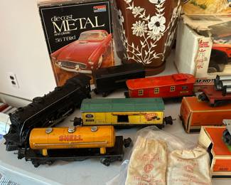 Vintage Tin Lionel O Gauge Train; Lionel Corp. Artificial Coal