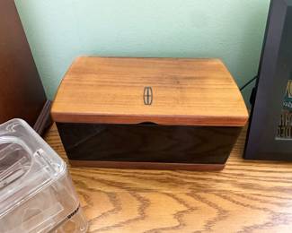 Lincoln Continental 2012 Valet Box