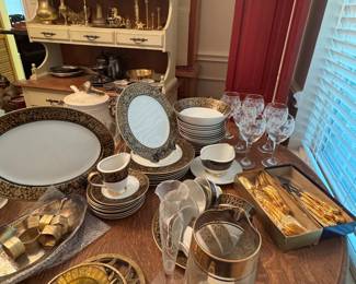 china and gold flatware