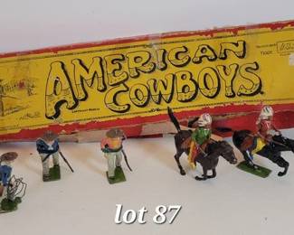 Britain American Cowboys cast iron play figures and box