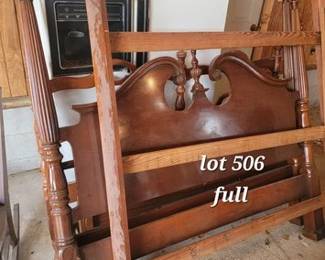 Full four post bed